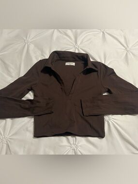 aritzia low neck cropped longsleeve